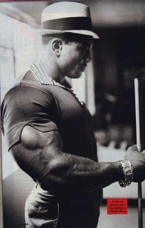 Oliva inició desde muy joven su entrenamiento en el gimnasio Roger González, de su barrio.