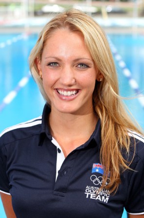 La australiana Eloise Amberger, es sin duda una de las deportistas más guapas del mundo. Su especialidad es la natación sincronizada.