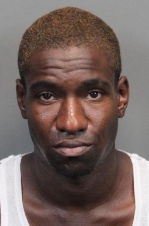 Isaiah Bernard Williams fue arrestado el 8/19/2013 en la región de Reno, Nevada por:<br /><br />Assault