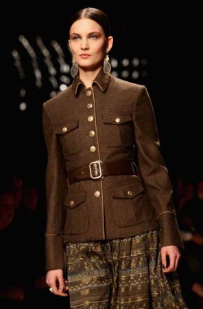 El estilo militar se llevará ¡a todas partes! El color chocolate y los cinturones son las estrellas de esta tendencia.