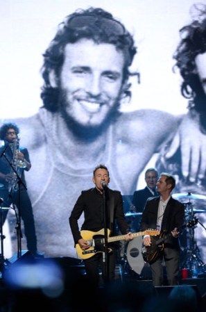 Recuento en imágenes de la Ceremonia de Inducción del Salón de la Fama del Rock, celebrada en el Barclays Center de Brooklyn, Nueva York.