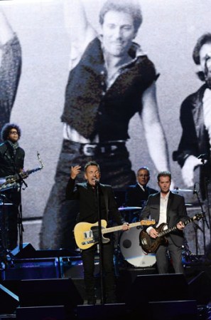 Recuento en imágenes de la Ceremonia de Inducción del Salón de la Fama del Rock, celebrada en el Barclays Center de Brooklyn, Nueva York.