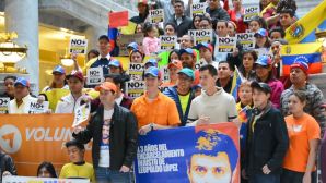 Venezolanos a la espera