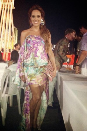Sara Lucía Corrales Castillo nació en Medellín, Antioquia, Colombia. Es una actriz, modelo, bailarina y empresaria colombiana.