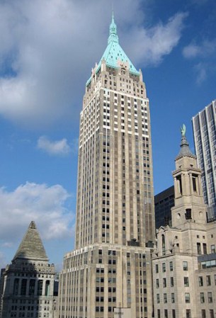 40 Wall Street: Ubicado en 40 Wall Street, Manhattan, Nueva York. Fue el edificio más alto del mundo entre abril del 1930, hasta mayo 27 del 1930.