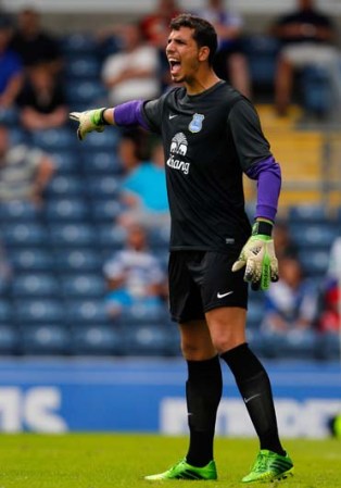Joel Robles, del Everton.
