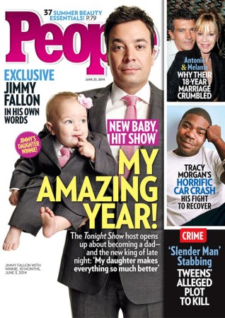 En 2014, Jimmy Fallon, el popular presentador del programa “Tonight Show” de NBC, celebra su primer año como papá, tras el nacimiento de su linda hija Winnie.