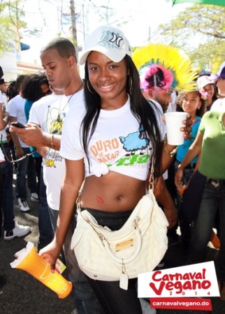Imágenes del Carnaval Vegano 2014 desde la Vega, República Dominicana.