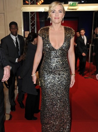 Kate Winslet. Se cansó de que la miraran como a la gordita de Hollywood. “Estoy muy agradecida de mi bonito trasero” afirmó, a la par que: “No tengo ni idea de cuanto peso, no me importa”. Es bellísima e inteligente.