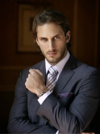 Sebastián Zurita, por "La impostora", nominado en la categoría Protagonista Favorito.