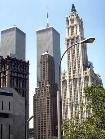 Aunque ya no están con nosotros, las Torres Gemelas (Twin Towers) fueron por varios años el símbolo del dominio capitalista en Nueva York.