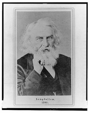 Henry Wadsworth Longfellow, reconocido escritor y poeta, famoso también por haber hecho la primera traducción de la Divina Comedia al inglés.