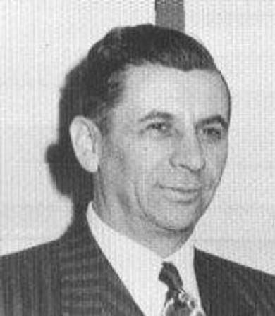 Meyer Lansky lider mafioso que estableció junto a Traficante operaciones de juego en Florida, Nueva Orleans y Cuba. Lansky murió a los 80 años en 1983 en Miami Beach.