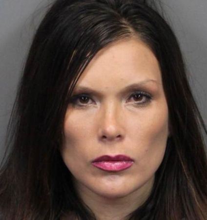 Jessica Ortiz fue arrestada el 10/10/2013 en la región de Reno, Nevada, acusada de :<br /><br />Criminal Contempt