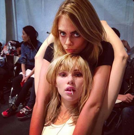 Cara Delevigne: entre Michelle Rodríguez y Selena Gómez.