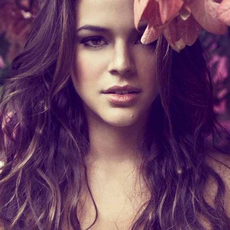 Esta es Bruna Marquezine, la bella actriz y modelo brasileña novia de Neymar.