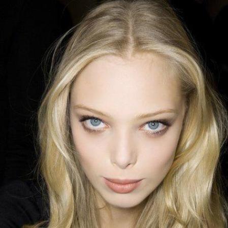 Tanya Dziahileva ha sido modelo de marcas como Chanel, Oscar de la renta, Dios y Versace entre otros.