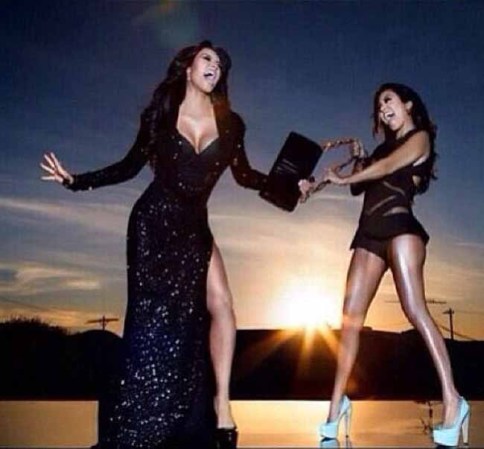 Las Kardashians grabando un comercial antes del embarazo de Kim.