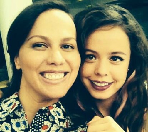 Las actrices Anastasia Acosta y Eva Daniela son parte del elenco de la superproducción de Telemundo.