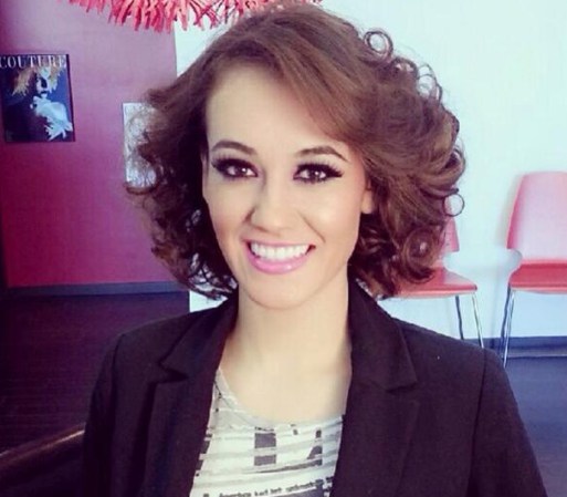 Adriana López no le tiene miedo a jugar con su imagen, sino todo lo contrario, dice que se divierte haciéndolo.