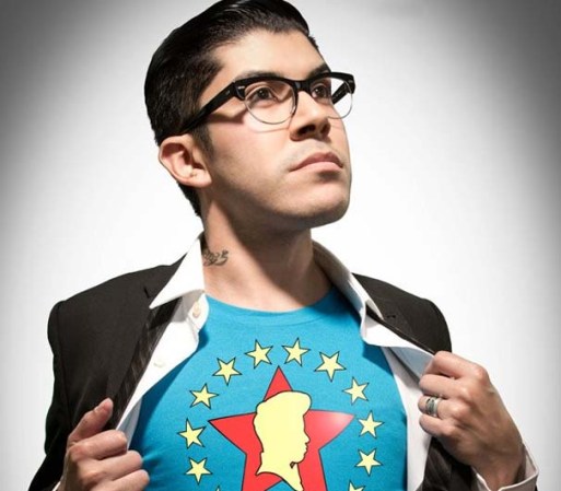 Mondo Guerra - es el ganador del famoso programa de diseñadores de moda llamado “Project Runway”.
