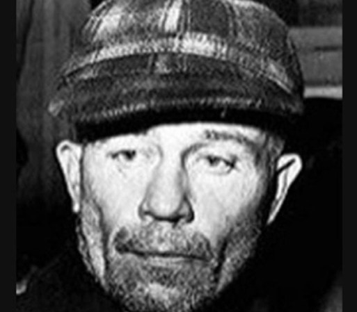 DECADA DE 1950: La película “Texas Chainsaw Massacre” vincula los asesinatos cometidos por el presunto caníbal Ed Gein con dicho estado, aunque los crímenes tuvieron lugar en Wisconsin.