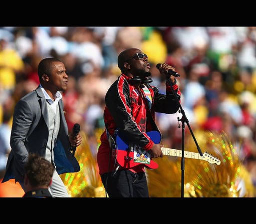 Wyclef Jean y el cantautor brasileño, Alexandre Pires, también tuvieron una actuación musical.