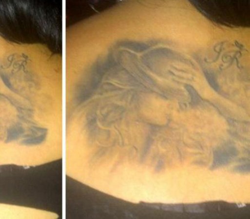 Sus seguidores le han rendido homenaje tatuándose su imagen sobre la piel.