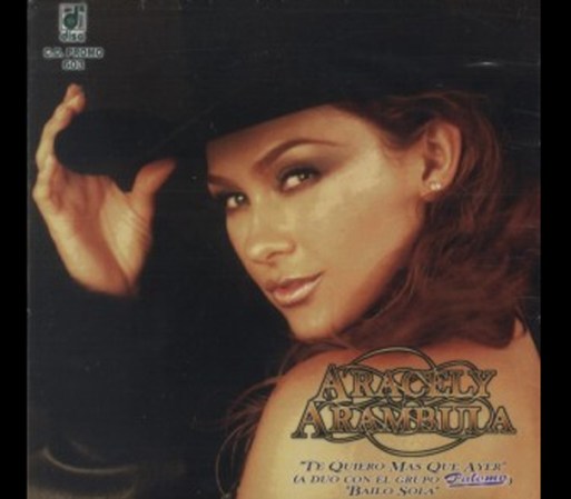 Aracely Arámbula nació un 6 de marzo de 1975. Desde pequeña tuvo inclinación por el espectáculo y años después logró lanzarse como actriz y cantante.
