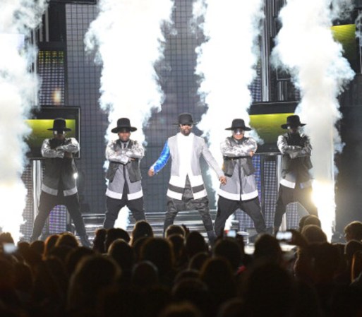 Will.I.Am no perdió la oportunidad de dar un show super atractivo.