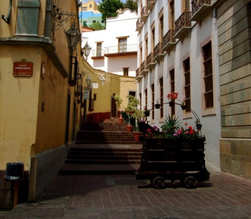 Guanajuato se fundó oficialmente en 1546 por Antonio de Mendoza.