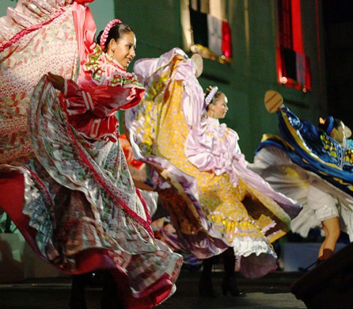 Las celebraciones del Día de la Independencia se colman de colores, bailes y música que recuerdan la rica cultura mexicana.