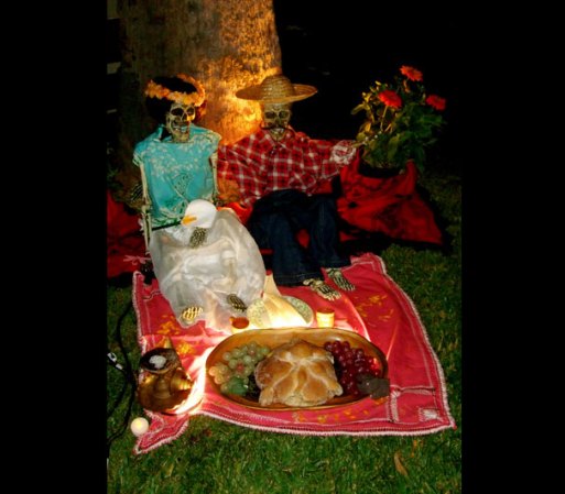 Celebración del día de los muertos en el cementerio "Hollywood Forever"
