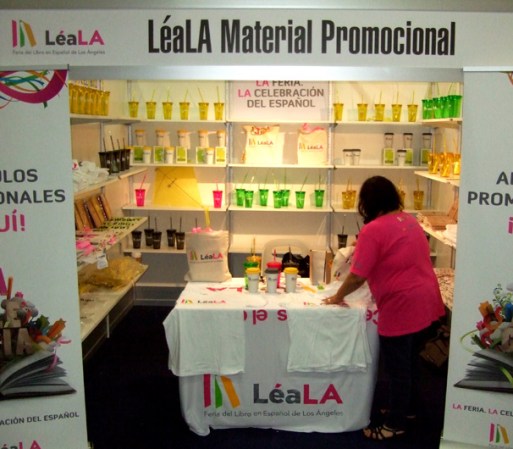 El material de promoción de LéaLA también estuvo muy solicitado, esperando que esta difusión ayude a un éxito mas grande para el 2013.