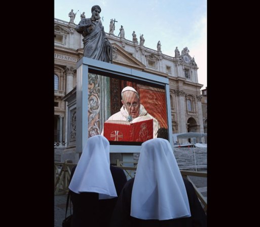 El Papa Francisco dijo este jueves en su primera misa de pontificado que si la Iglesia no proclama a Jesús "nos convertiremos en una ONG piadosa, pero no en la esposa del Señor".