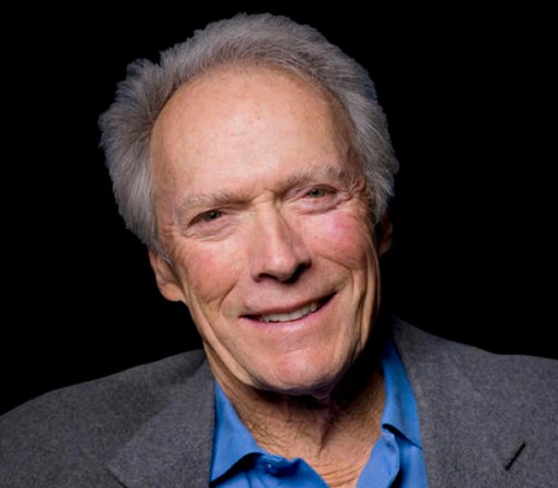 El actor y director Clint Eastwood apoyó al republicano en un evento de recaudación de fondos: “Espero que Romney restaure un sistema decente de impuestos, que nosotros, los estadounidenses necesitamos desesperadamente”.
