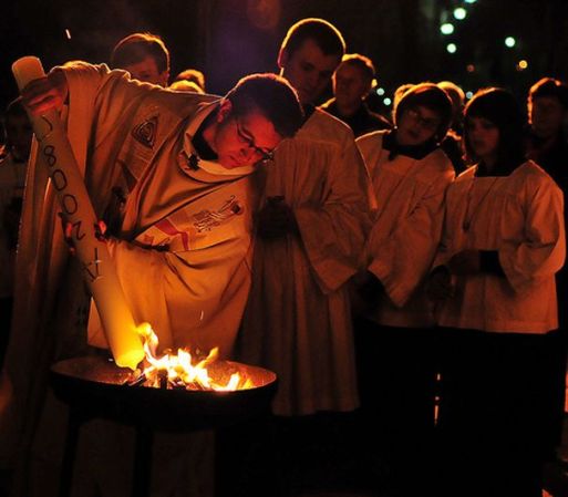 En Austria, celebran con una misa religiosa.