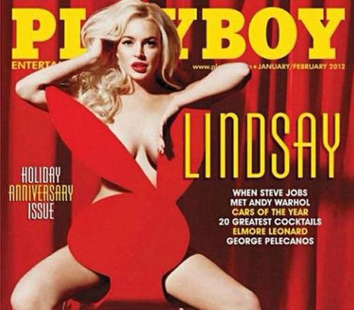 La última portada de 2011fue para Lindsay Lohan, que tras ingresar en varios centros de rehabilitación y pasar por la cárcel incluso, ha decidido tirar de Playboy para hacer caja y, esperemos, recaudar dinero para relanzar su carrera como actriz.