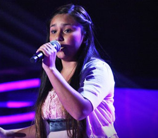 Yensid Anderson tiene 12 años y es de Moreno Valley California y cantó la canción 'Basta Ya'. Paulina fue la única coach que se volteó por Yensid, pero ella quedó muy orgullosa de haber entrado a la competencia en el "team Rubio".