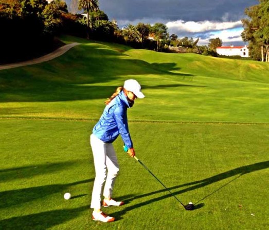 La bella golfista es puro corazón, ya que también ha participado en torneos benéficos.
