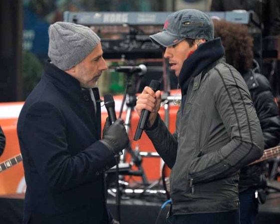 Enrique Iglesias subió la temperatura de sus fans.