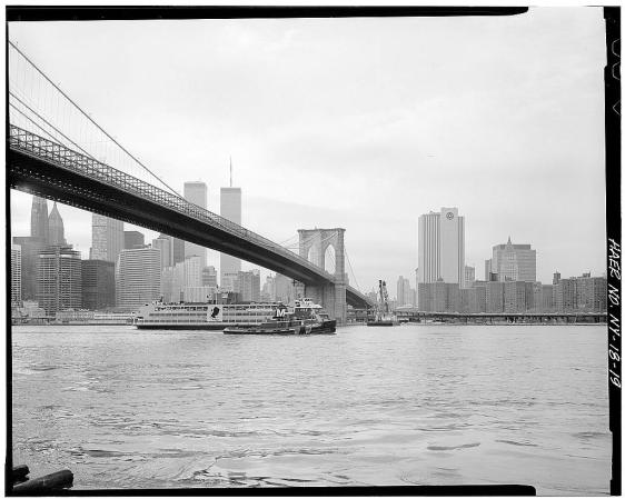 Imágenes históricas del Puente de Brooklyn.
