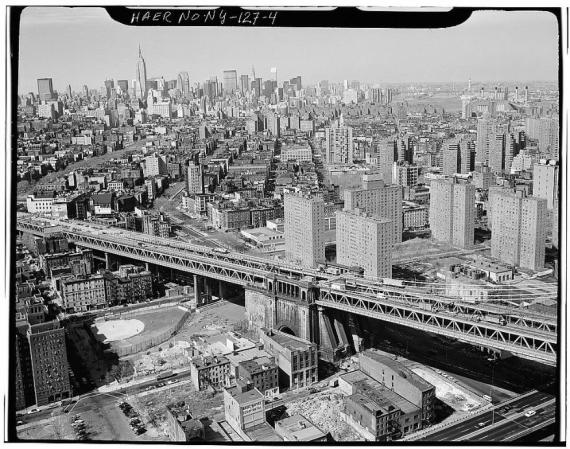 Imágenes históricas del Puente de Brooklyn.