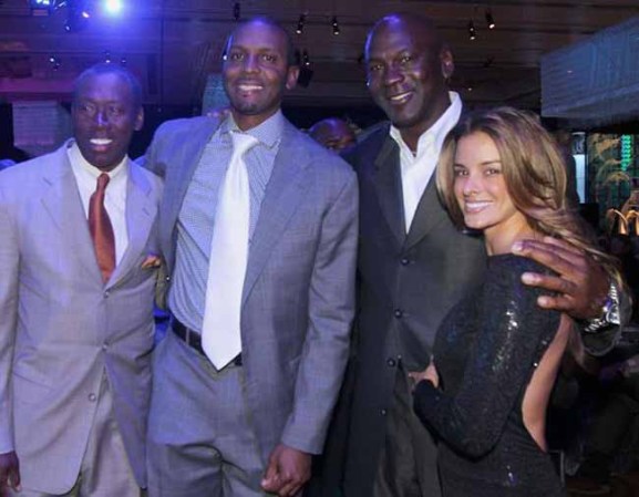 Ivette Prieto y Michael Jordan.