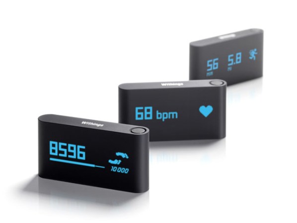 Con un peso de solo ocho gramos y con el tamaño de un USB, este smart tracker de Withings s capaz de registrar tu actividad física, tu sueño y tu frecuencia cardiaca. .