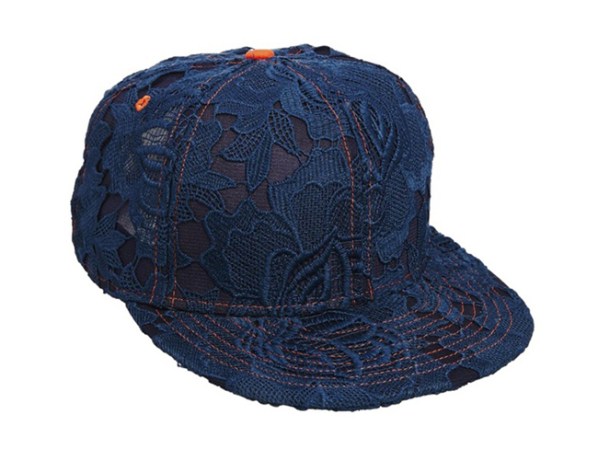 Gorra de House Og Holland; encuéntrala en asos.com, $75.
