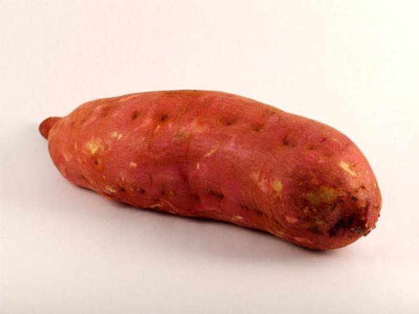 Si se le antoja algo dulce, coma un camote (sin enmielar), también conocido como batata. Es bajo en calorías y muy nutritivo.