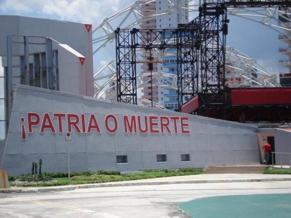 la tribuna