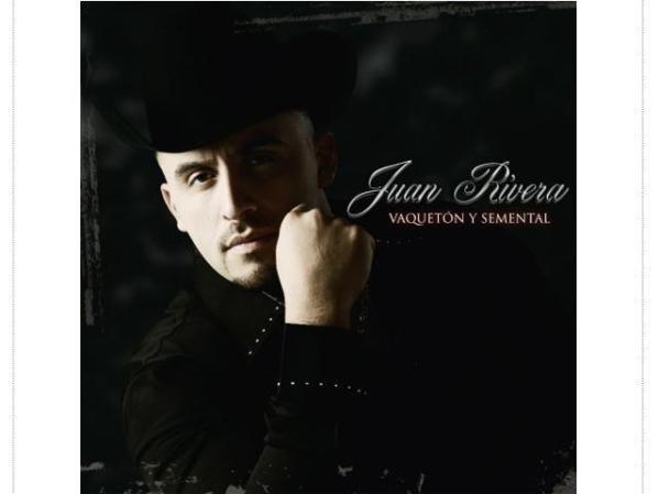 Juanito Rivera tuvo el honor de ser nominado en la categoría de "El Más Guapo" de los Premios de la Radio 2009.