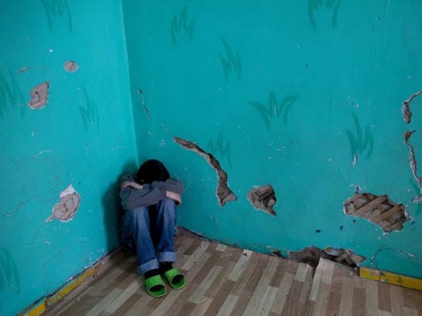 Estas son imágenes tomadas por un fotógrafo, en un esfuerzo por retratar el diario vivir de estos niños mongoles.